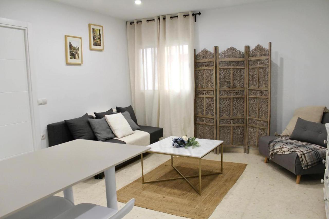 Hostfy Giralda *